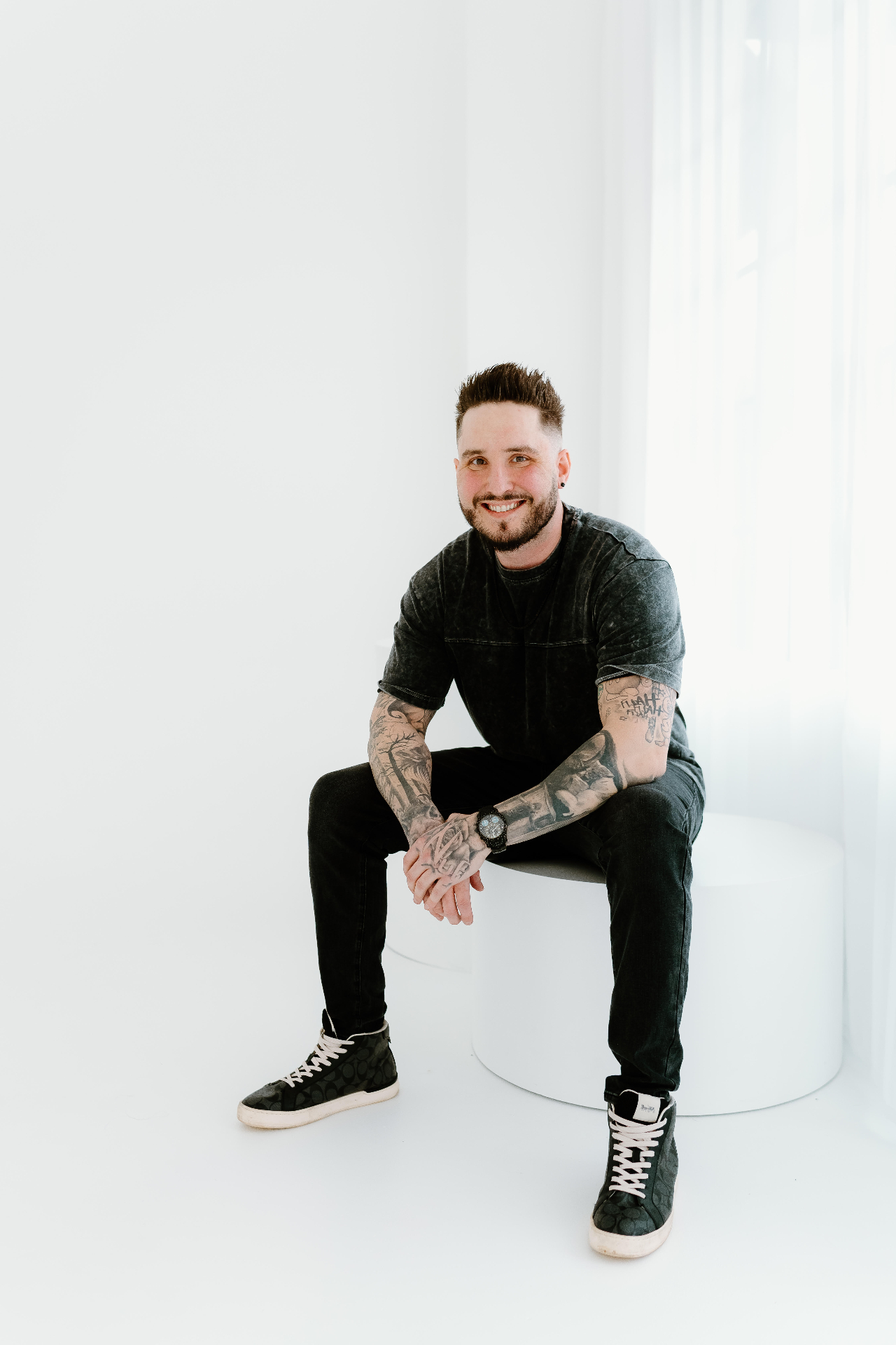 Steve Messenger, hair stylist
